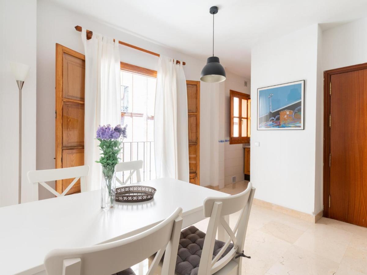 Vr Excelente Ubicacion Luminoso Apt Para Parejas Seville Ngoại thất bức ảnh